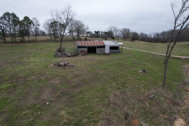 408 County Road 599, Caulfield, MO 65626