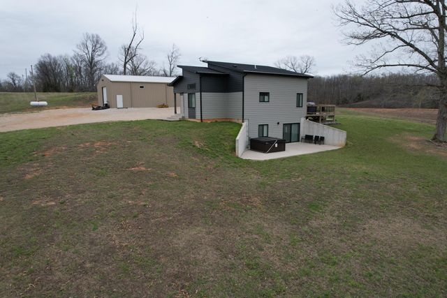 408 County Road 599, Caulfield, MO 65626