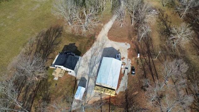 408 County Road 599, Caulfield, MO 65626