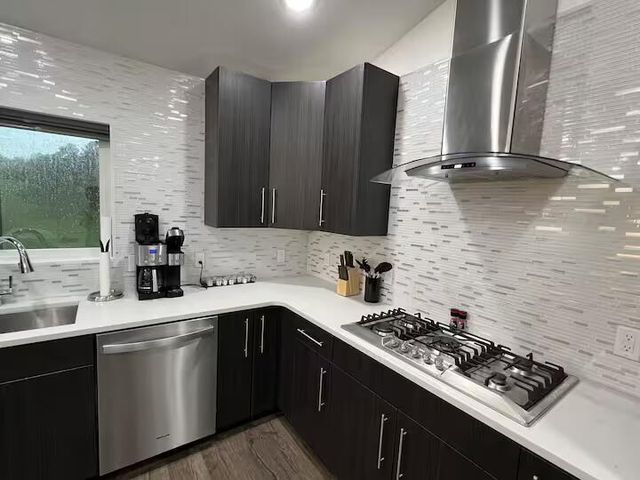 408 County Road 599, Caulfield, MO 65626