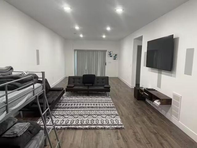 408 County Road 599, Caulfield, MO 65626