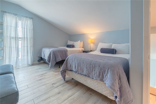 2292 N Fulton Beach Road 405, Rockport, TX 78382