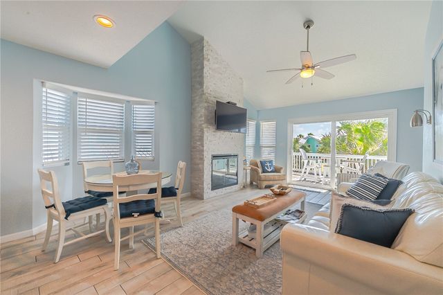 2292 N Fulton Beach Road 405, Rockport, TX 78382