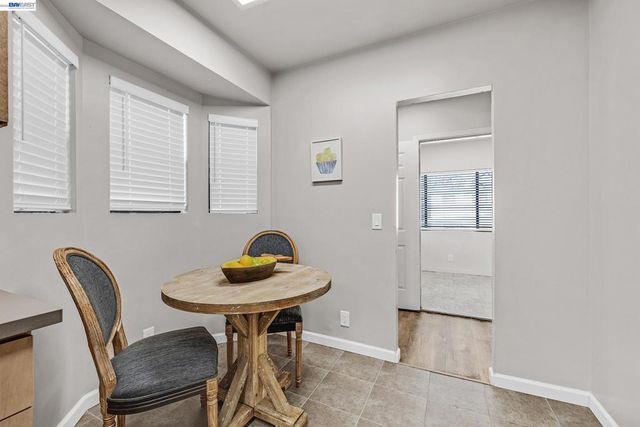 3626 Midvale Ave, Oakland, CA 94602