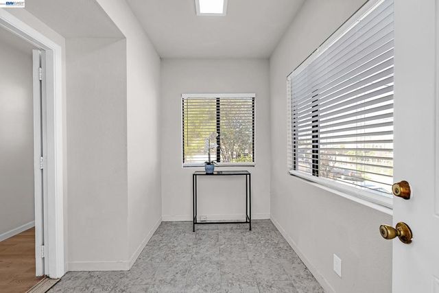 3626 Midvale Ave, Oakland, CA 94602