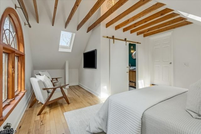 82 Essex Ave, Glen Ridge Boro Twp., NJ 07028