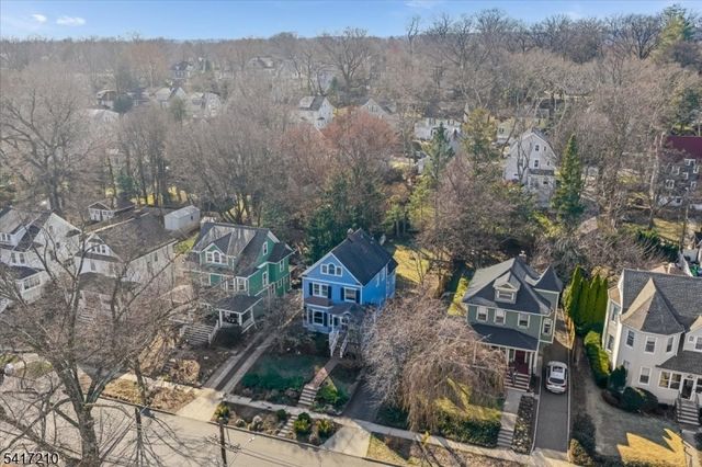 82 Essex Ave, Glen Ridge Boro Twp., NJ 07028