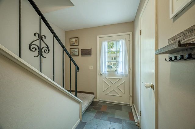 22 Whitcomb Circle, Madison, WI 53711