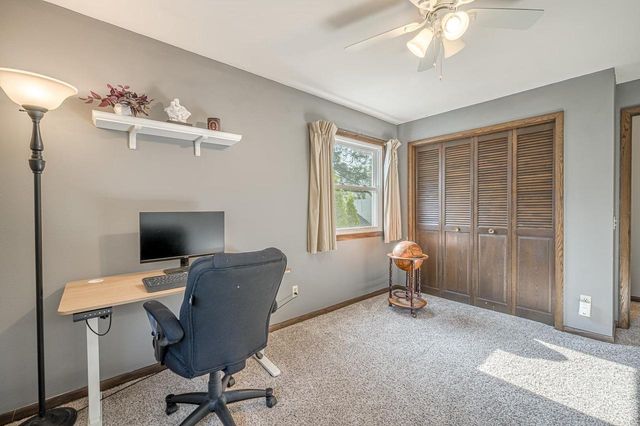 22 Whitcomb Circle, Madison, WI 53711