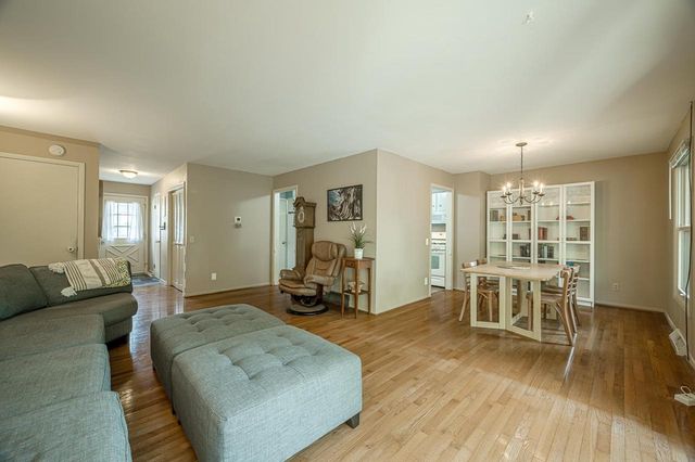 22 Whitcomb Circle, Madison, WI 53711