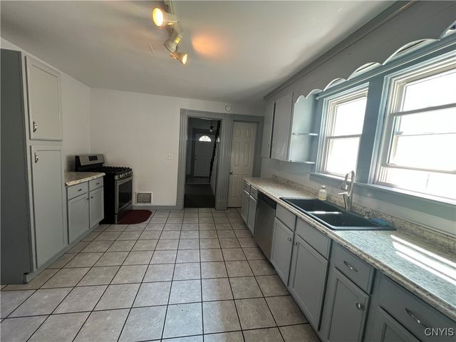 98 East Court Street, Cortland, NY 13045