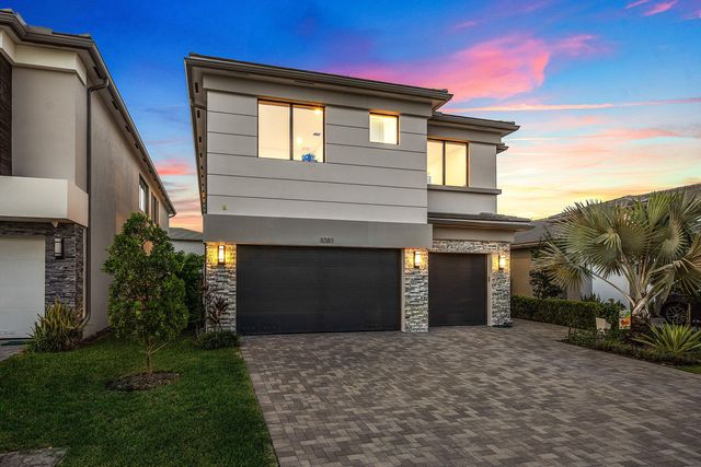 8381 Fishers Island Way, Boca Raton, FL 33434