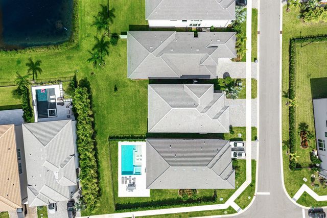 8381 Fishers Island Way, Boca Raton, FL 33434