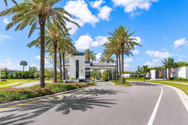 8381 Fishers Island Way, Boca Raton, FL 33434