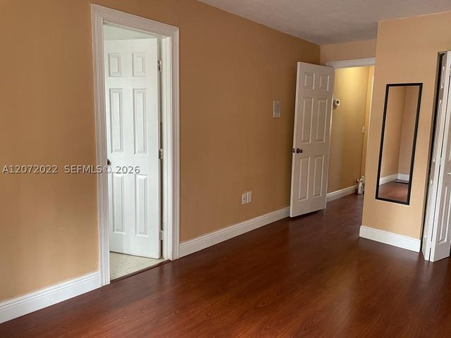 10851 SW 6th St 5, Sweetwater, FL 33174
