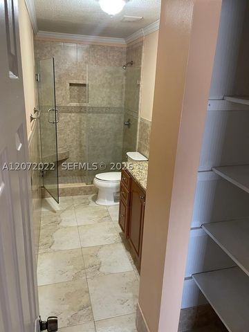 10851 SW 6th St 5, Sweetwater, FL 33174