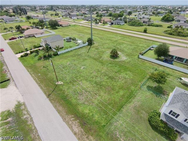114 NW 24th AVE, Cape Coral, FL 33993