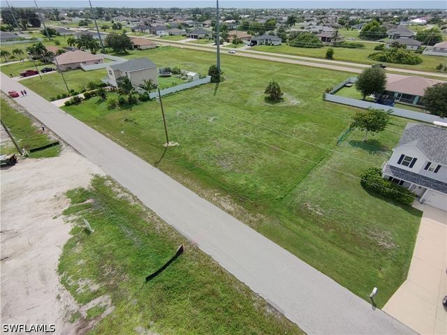 114 NW 24th AVE, Cape Coral, FL 33993