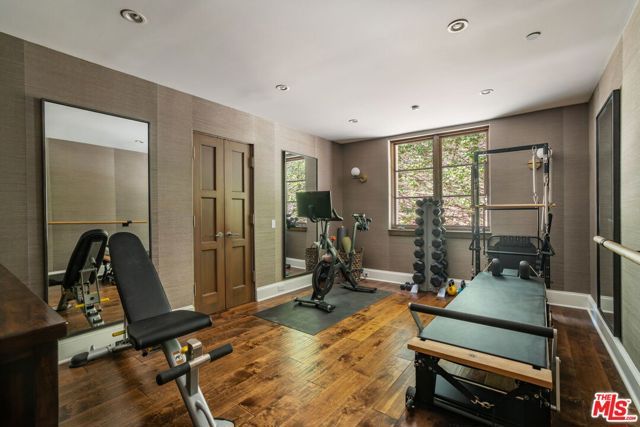 182 N Carmelina Avenue, Los Angeles, CA 90049