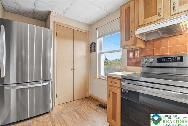 734 South 8th Street, Allentown City, PA 18103