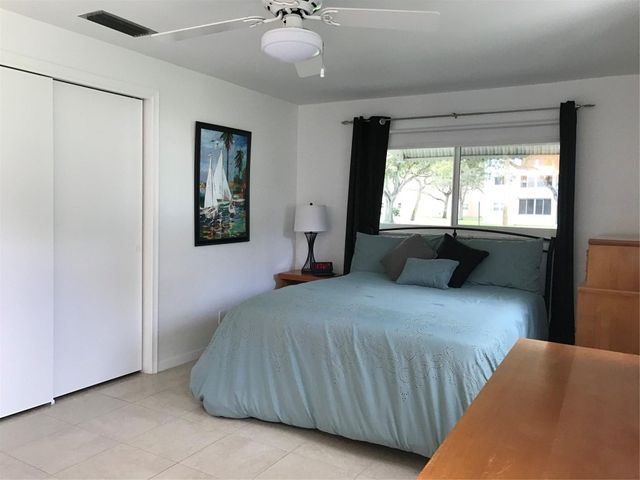 409 SW Natura Avenue D, Deerfield Beach, FL 33441