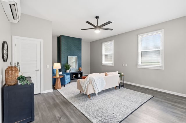 401 Ridgetop Dr, Smyrna, TN 37167