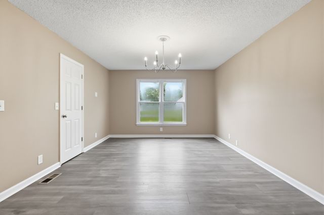 401 Ridgetop Dr, Smyrna, TN 37167