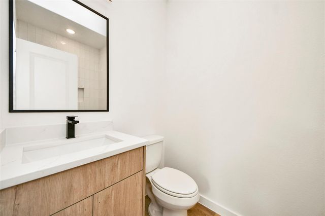 5201 Fairchild Street, Houston, TX 77028