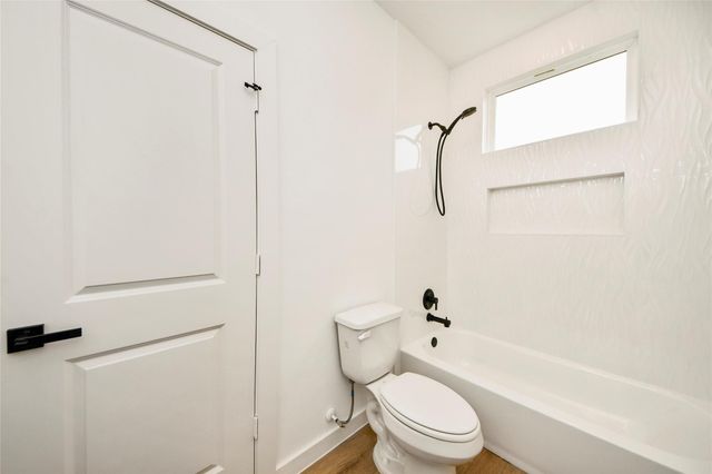 5201 Fairchild Street, Houston, TX 77028