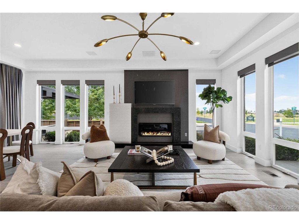 8204 E 51st Ave, Denver, CO 80238
