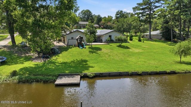 238 Kiowa Drive, Madison, MS 39110