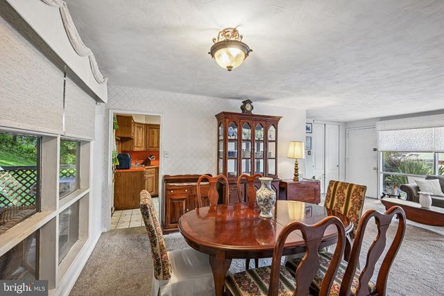 1404 STOTESBURY, Glenside, PA 19038