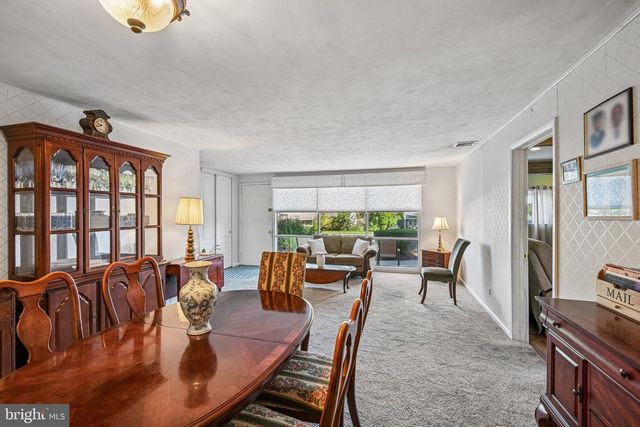 1404 STOTESBURY, Glenside, PA 19038