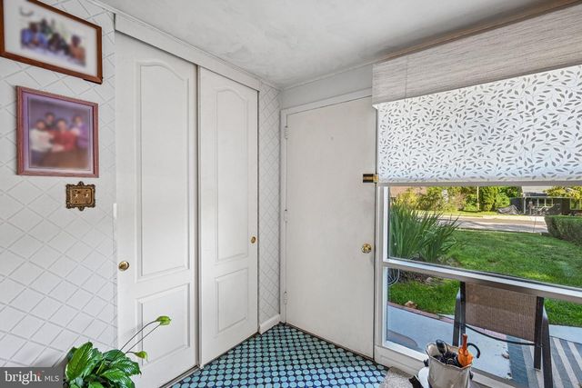 1404 STOTESBURY, Glenside, PA 19038