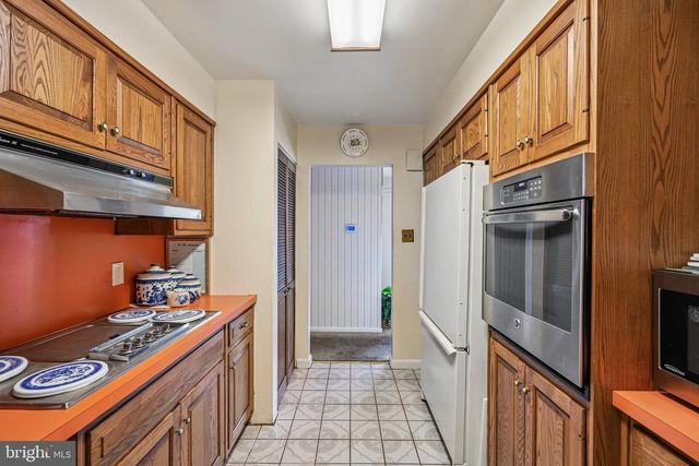 1404 STOTESBURY, Glenside, PA 19038