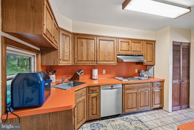 1404 STOTESBURY, Glenside, PA 19038