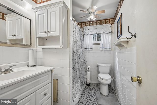 1404 STOTESBURY, Glenside, PA 19038