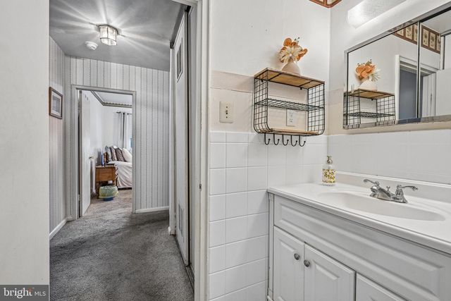 1404 STOTESBURY, Glenside, PA 19038