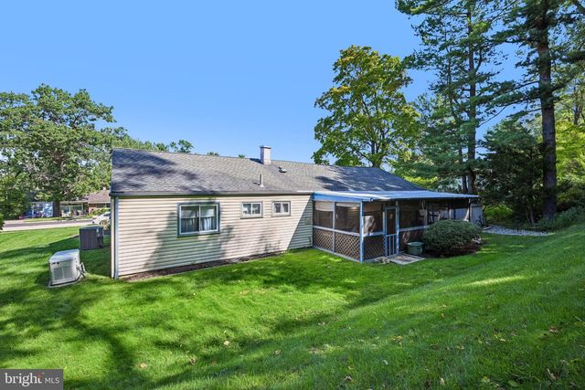1404 STOTESBURY, Glenside, PA 19038