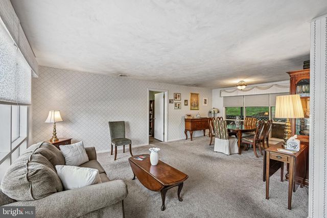 1404 STOTESBURY, Glenside, PA 19038