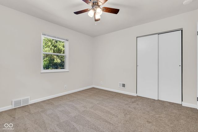 1818 Kessler Blvd W Drive, Indianapolis, IN 46228