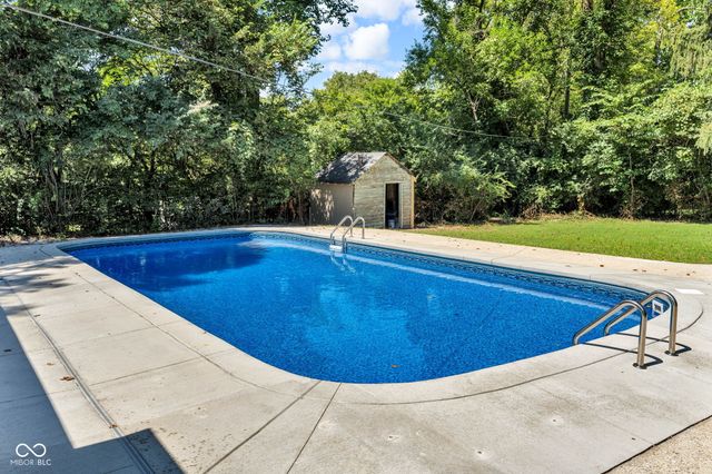 1818 Kessler Blvd W Drive, Indianapolis, IN 46228