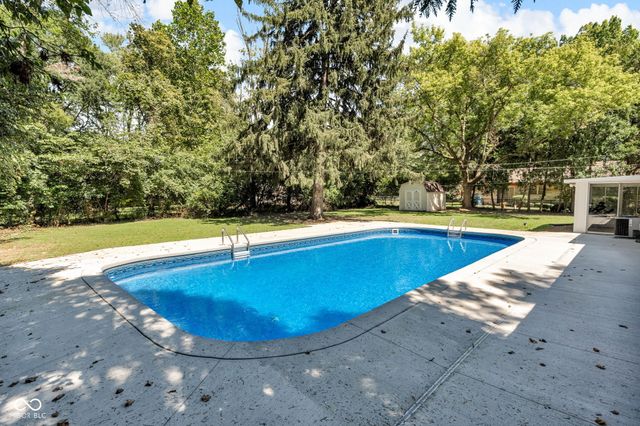 1818 Kessler Blvd W Drive, Indianapolis, IN 46228