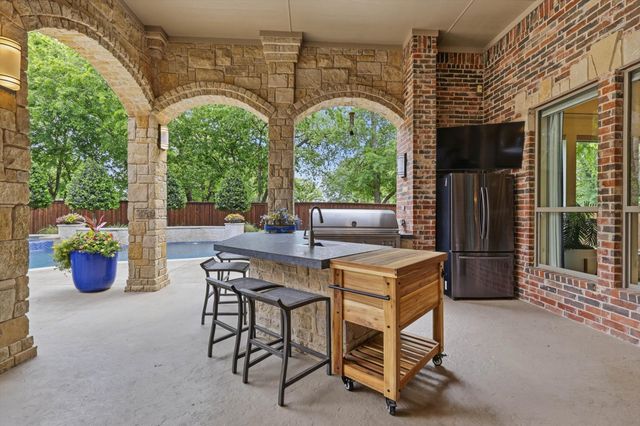 2216 Yeargain Court, Southlake, TX 76092