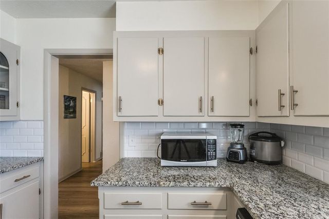 8201 NW 18th Street, Oklahoma City, OK 73127