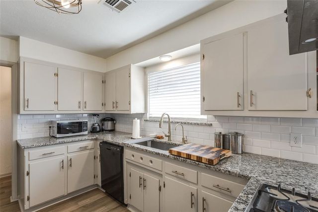 8201 NW 18th Street, Oklahoma City, OK 73127