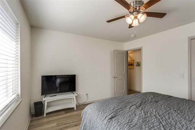 8201 NW 18th Street, Oklahoma City, OK 73127