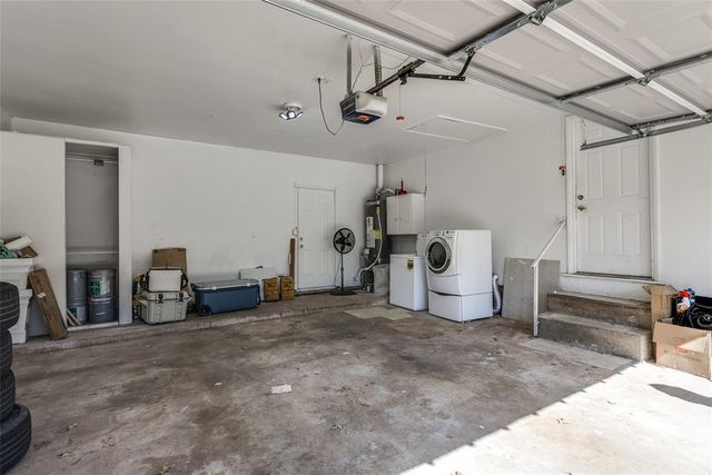 8201 NW 18th Street, Oklahoma City, OK 73127