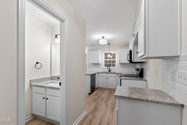 101 Rockrose Avenue, Clayton, NC 27527