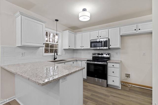 101 Rockrose Avenue, Clayton, NC 27527